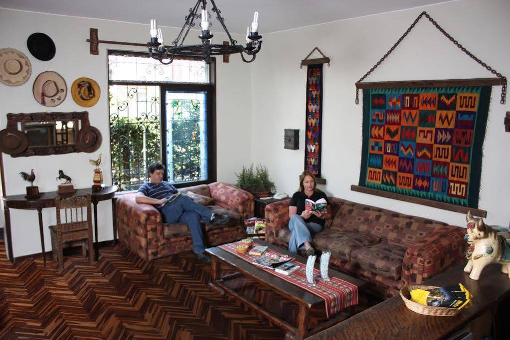 Hostel Duque De Villa ليما المظهر الخارجي الصورة