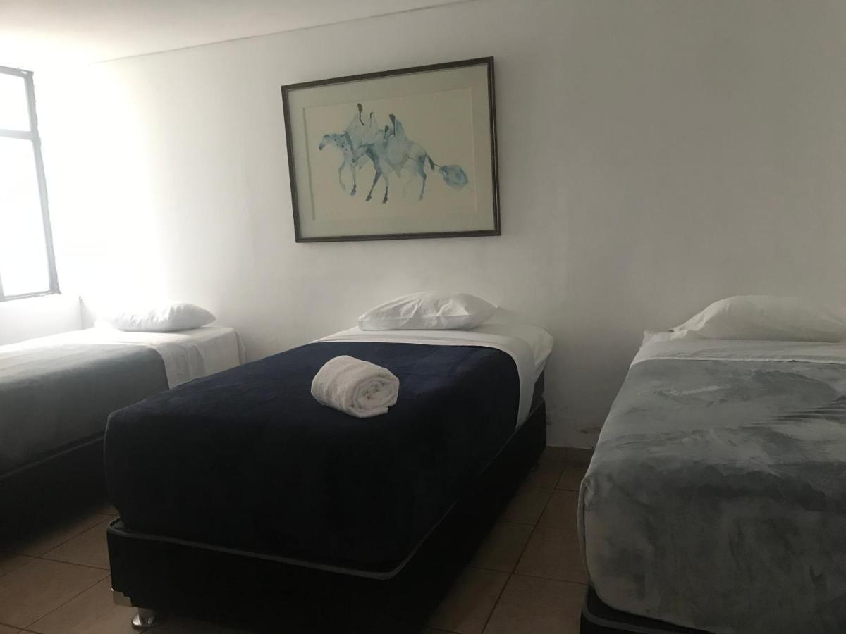 Hostel Duque De Villa ليما المظهر الخارجي الصورة